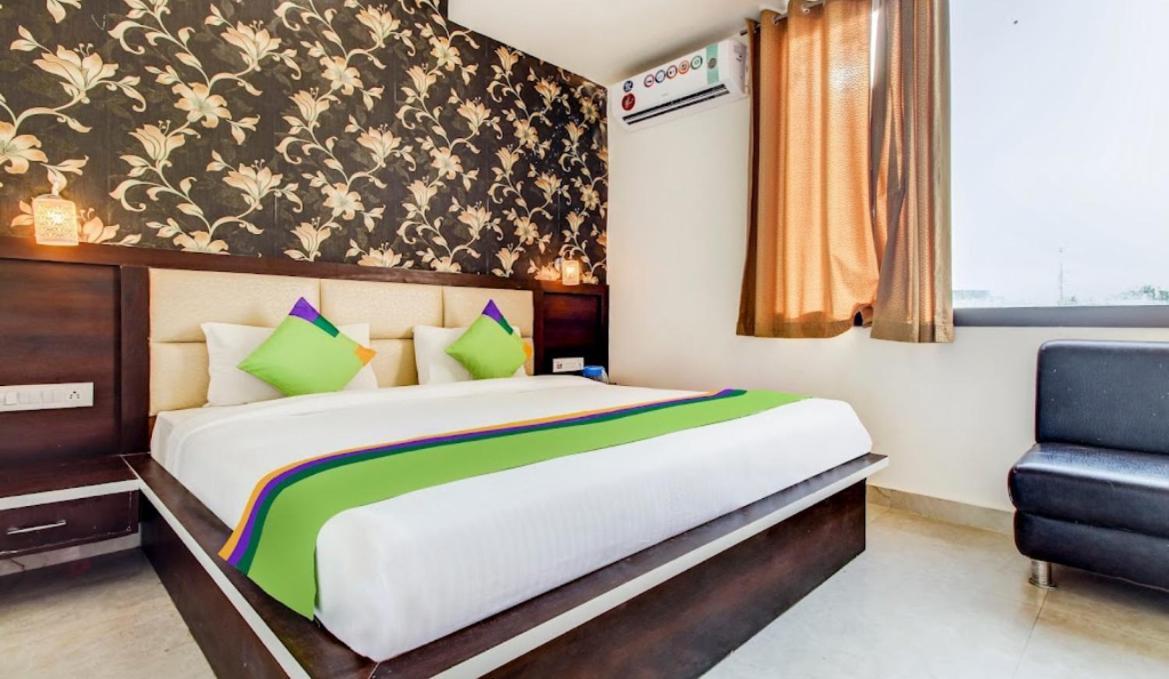 Hotel Whitehouse Ac Family Room Agra  Esterno foto