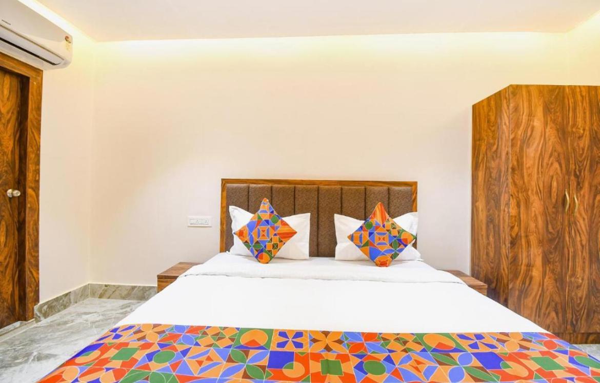 Hotel Whitehouse Ac Family Room Agra  Esterno foto